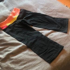 Lululemon crop pants